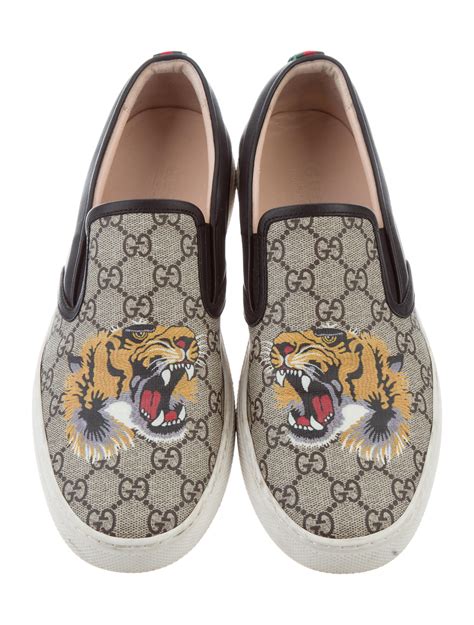 slip on shoes gucci